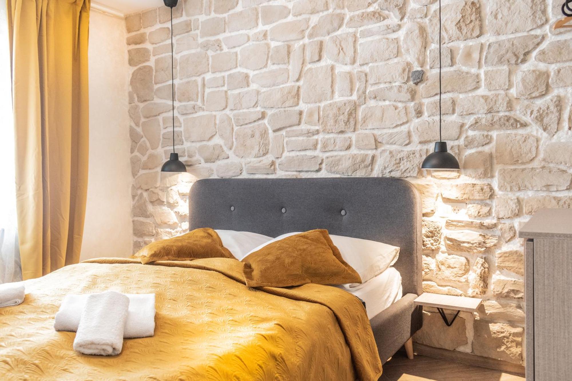 L&B Amphitheater Apartments Pula Dış mekan fotoğraf